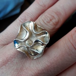 Silpada flower ring